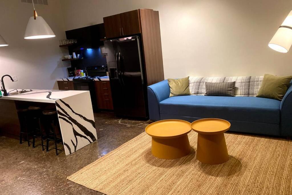 Apartment 3e-*new* -5 Min From Downtown, Sleeps 4